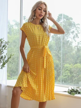 רטרו פולקה דוט שמלה צהובה נשים 2023 קיץ לנשימה רופף סביב צוואר עם שרוולים קצרים שמלות לנשים מזדמנים שמלת קפלים